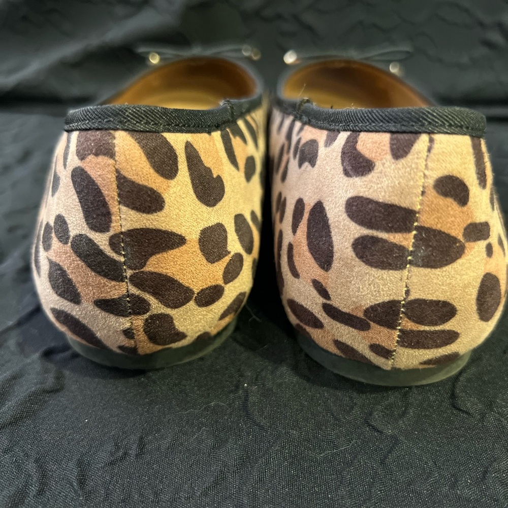 Leopard Flats - Picture 3 of 4